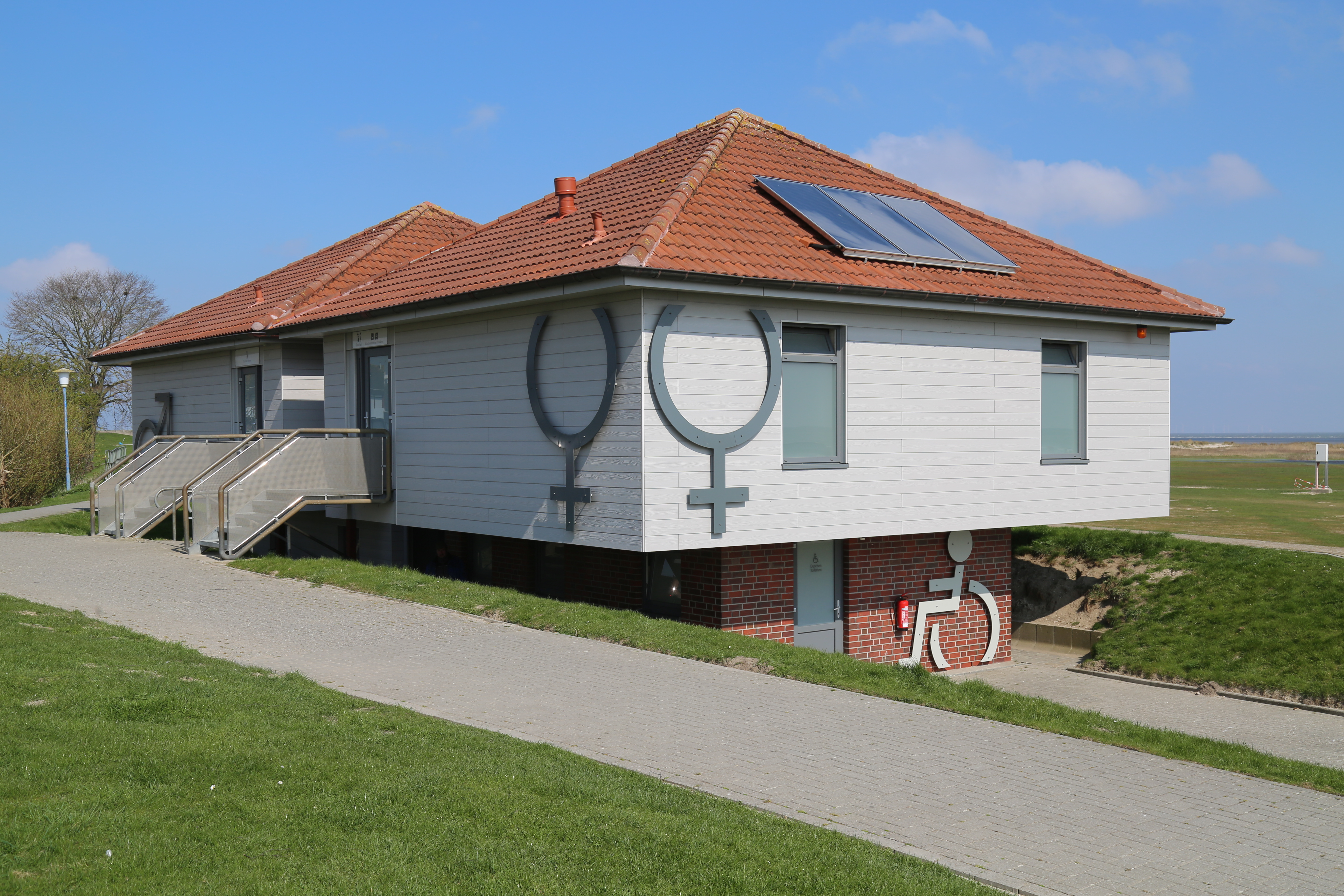 Umbau und Sanierung eines Strandhauses